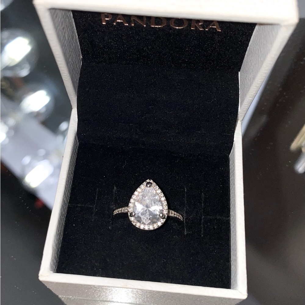 Pandora Sparkling Teardrop Halo Ring 💍✨